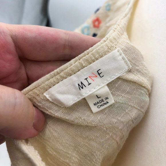 *CLEARANCE* Ivory embroidered off shoulder top - Picture 3 of 3